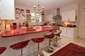 2 Bedroom Flat