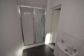 1&nbsp;Bedroom&nbsp;House Shar...