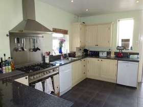 5 Bedroom Terraced