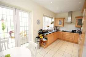 5 Bedroom Detached