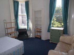 2 Bedroom Flat