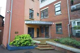 2 Bedroom Ground Fla...