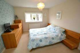 3 Bedroom Semi-Detac...