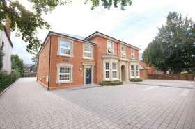 2 Bedroom Flat