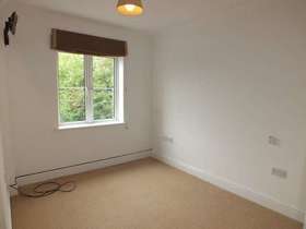 3 Bedroom Semi-Detac...