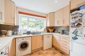 4 Bedroom End of Ter...