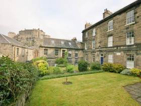 2 Bedroom Flat