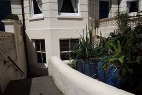 1 Bedroom Flat