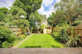 5 Bedroom Terraced