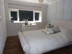 2 Bedroom Flat