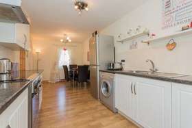 3 Bedroom End of Ter...