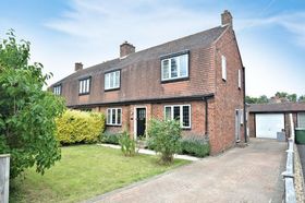 3 Bedroom Semi-Detac...