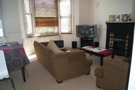 2 Bedroom End of Ter...