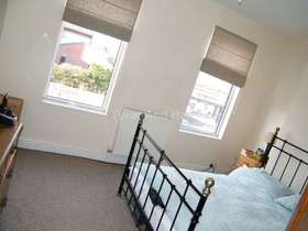 2&nbsp;Bedroom&nbsp;Terraced