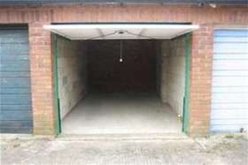 Littlehampton, BN17 6QS