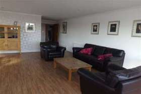2 Bedroom Flat