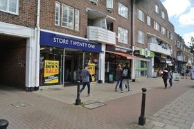 Goring Road Goring-By-Sea Wort...