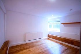 2 Bedroom Flat