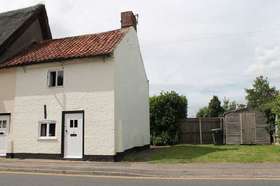 2 Bedroom End of Ter...