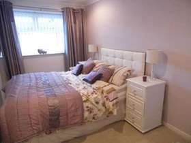 4 Bedroom Semi-Detac...