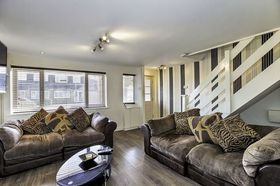 3 Bedroom Semi-Detac...
