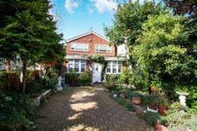 4&nbsp;Bedroom&nbsp;Detached