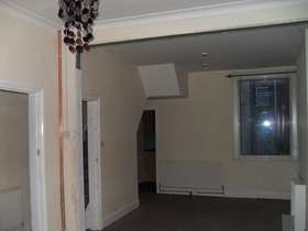 2 bedroom Terraced to rent