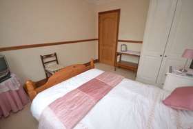 1 Bedroom House Shar...