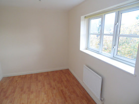 2 Bedroom Terraced