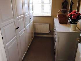 3 Bedroom End of Ter...
