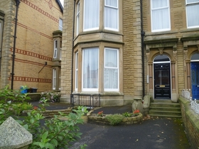 1 Bedroom Flat