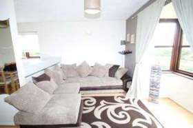 1 Bedroom Flat