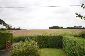 3 Bedroom Semi-Detac...
