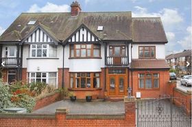 7 Bedroom Semi-Detac...