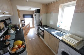 3 Bedroom Semi-Detac...