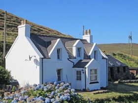 2 Bedroom Cottage
