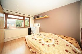 5 Bedroom Semi-Detac...