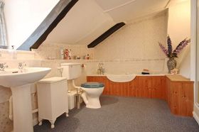 4 Bedroom Cottage