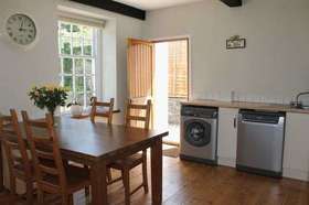 5&nbsp;Bedroom&nbsp;Detached