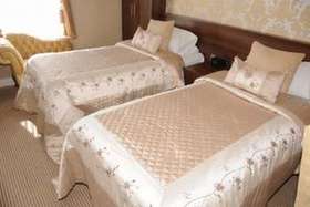6 Bedroom Detached