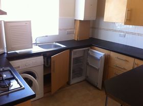 3 bedroom Flat to rent