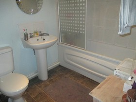 2 Bedroom Maisonette