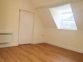 2 Bedroom Flat