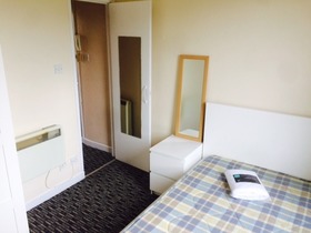 1 Bedroom Flat