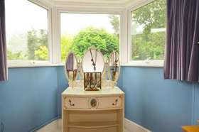 5 Bedroom Detached