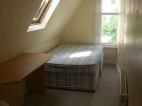 7 bedroom Flat to rent