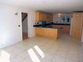 5&nbsp;Bedroom&nbsp;Detached