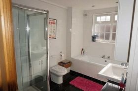 6 Bedroom Detached
