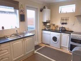 2 bedroom Detached for sale