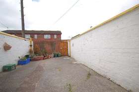 2 Bedroom Terraced